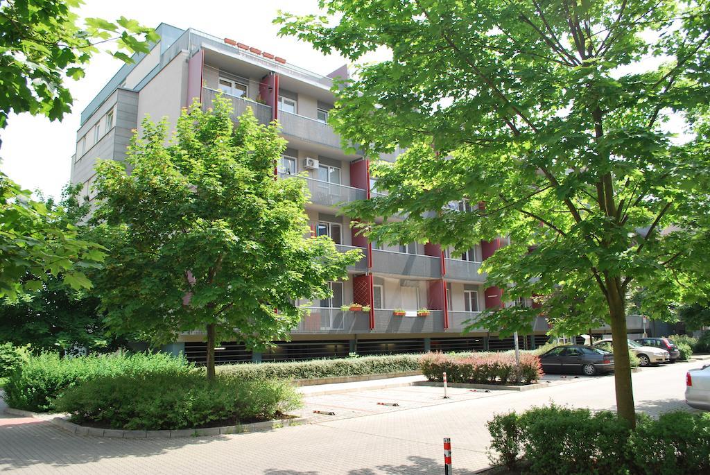 Chotesovska Apartment With Parking Place Praga Pokój zdjęcie